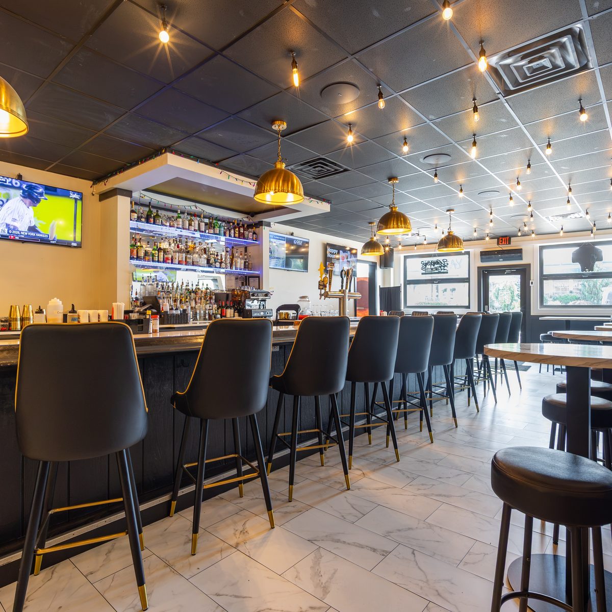 Your Kitchen and Cocktail Bar in Wantagh
